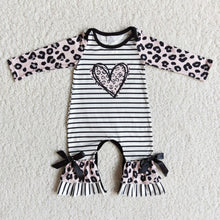 Load image into Gallery viewer, Leopard heart print long sleeve baby valentine's romper