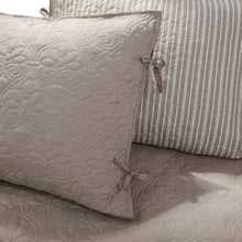 Load image into Gallery viewer, 6-Piece Country Cottage Quilted Khaki Reversible Day Bed Cover Set