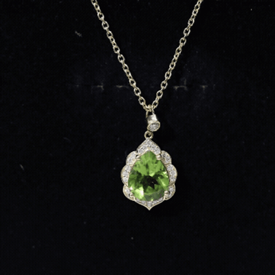 Natural 2.2 Carat Pear Shape Peridot Vintage Necklace with Lab Grown Diamond