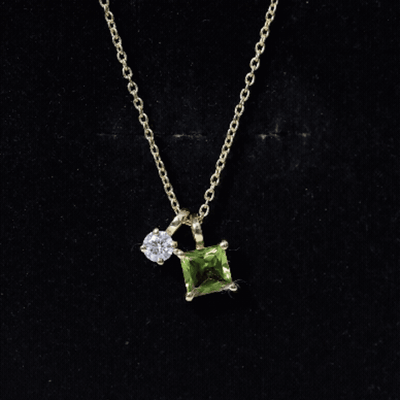 Princess Cut 1 Carat Peridot Pendant Necklace with Silver Chain