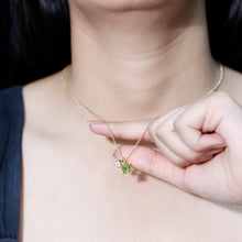 Load image into Gallery viewer, Princess Cut 1 Carat Peridot Pendant Necklace with Silver Chain