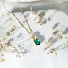 Load image into Gallery viewer, 2 Carat Oval Lab Grown Emerald Wedding Necklace with Diamond Flower
