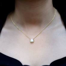 Load image into Gallery viewer, 2 Carat Princess Cut Moissanite Solitaire Necklace with Rope Frame