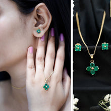 Load image into Gallery viewer, Natural Emerald Clover Jewelry Set for Women