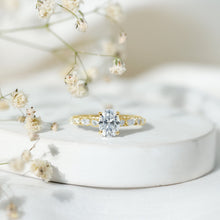 Load image into Gallery viewer, Oval Moissanite Solitaire Engagement Ring in Claw Setting