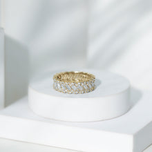 Load image into Gallery viewer, Baguette and Round Moissanite Braided Wedding Band