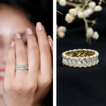 Load image into Gallery viewer, Baguette and Round Moissanite Braided Wedding Band