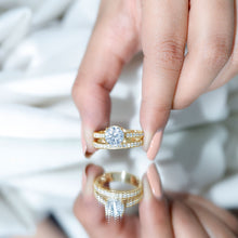 Load image into Gallery viewer, Certified 2 Carat Moissanite Solitaire Wedding Ring Set