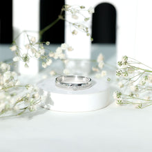 Load image into Gallery viewer, Bezel Set Diamond Unisex Wedding Band
