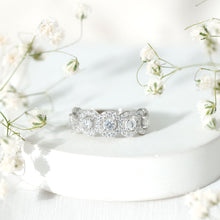 Load image into Gallery viewer, Certified Round Cut Moissanite Halo Classic Band Ring