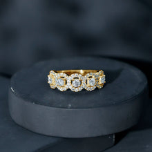 Load image into Gallery viewer, Certified Round Cut Moissanite Halo Classic Band Ring