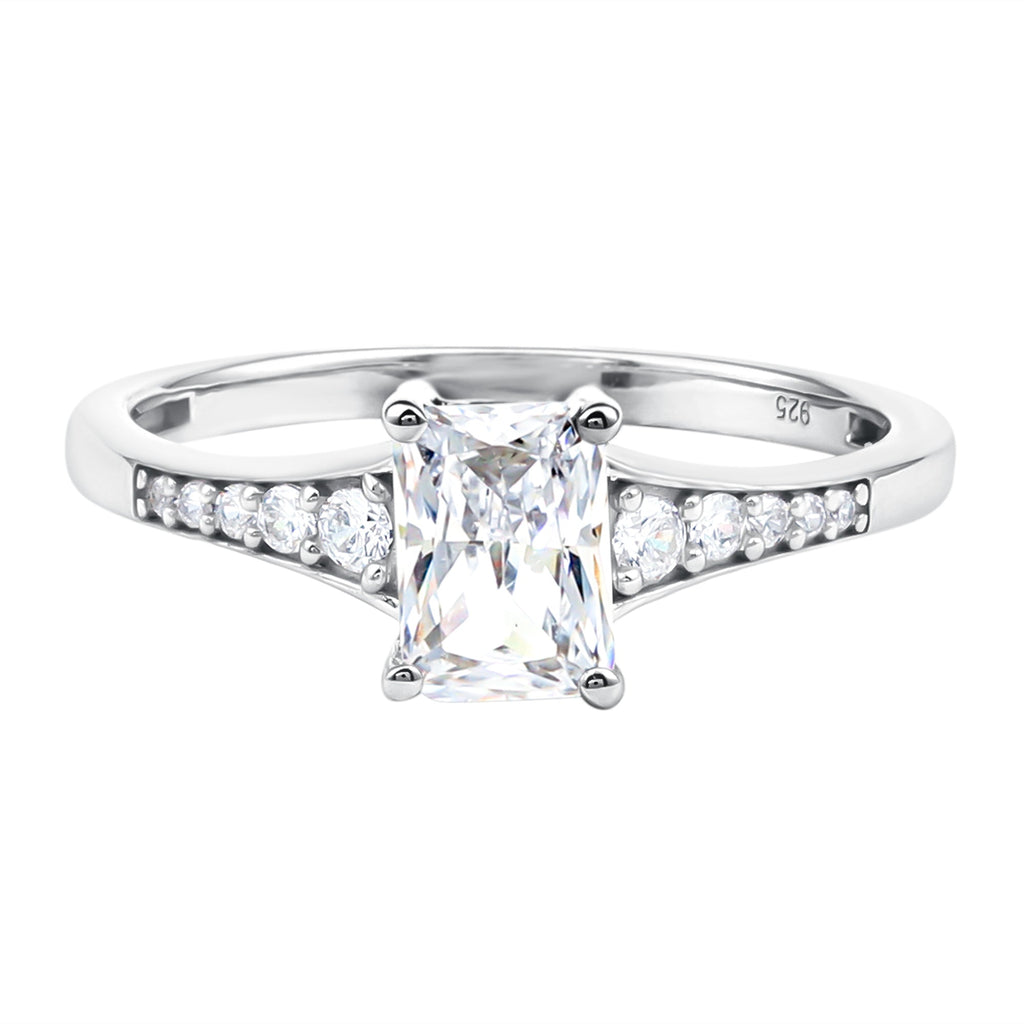 Brilliant Cut 7X5 MM Lab Grown Diamond Emerald Cut Engagement Ring