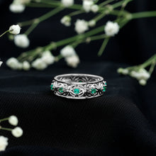Load image into Gallery viewer, Vintage Looking Lab Grown Emerald Wedding Band for Women