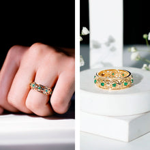 Load image into Gallery viewer, Vintage Looking Lab Grown Emerald Wedding Band for Women