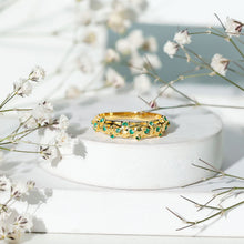 Load image into Gallery viewer, Natural Emerald Filigree Wedding Band for Women