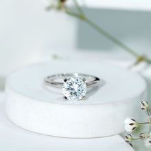 Load image into Gallery viewer, 2 Carat Lab Grown Diamond Classic Engagement Ring in Silver