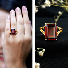 Load image into Gallery viewer, Certified 9 Carat Lab Grown Garnet Emerald Cut Engagement Ring with Split Shank