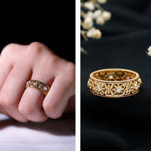 Load image into Gallery viewer, Floral Inspired Lab Grown Diamond Filigree Wedding Band