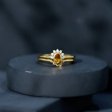Load image into Gallery viewer, Natural Oval Citrine Promise Ring Set with Diamond