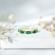 Load image into Gallery viewer, Baguette Cut Lab Grown Emerald Eternity Wedding Band