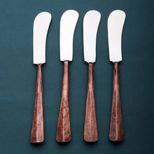 Load image into Gallery viewer, RIDGE BUTTER KNIFE/SPREADER 4 PC. SET