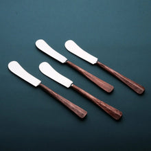 Load image into Gallery viewer, RIDGE BUTTER KNIFE/SPREADER 4 PC. SET