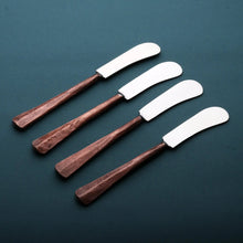 Load image into Gallery viewer, RIDGE BUTTER KNIFE/SPREADER 4 PC. SET