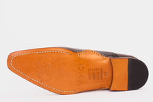 Load image into Gallery viewer, The Royal Hand Craft Black &amp; Brown Wingtip Oxford Men Shoe