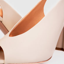 Load image into Gallery viewer, The Cimla Cream Leather Pumpkin Heel Women Sandal