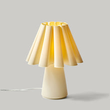 Load image into Gallery viewer, Ruff Lamp