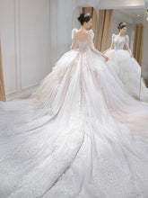 Load image into Gallery viewer, Ruffle White French Elegant Wedding Dress ED6401