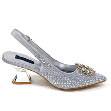 Load image into Gallery viewer, Italian Design Shoes And Bag Paired With Handmade Petal Clutches
