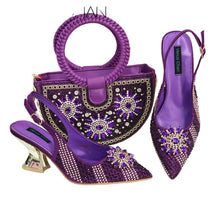 Load image into Gallery viewer, Italian Design Shoes And Bag Paired With Handmade Petal Clutches