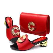 Load image into Gallery viewer, Latest Fashion Slippers and Bags Set EDZ564