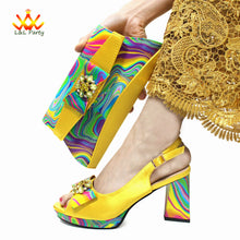 Load image into Gallery viewer, Italian Design Shoes Matching Bag Set EDT543