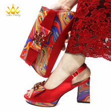 Load image into Gallery viewer, Italian Design Shoes Matching Bag Set EDT543