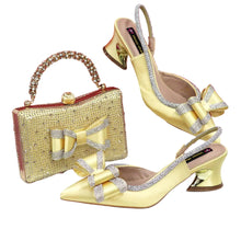 Load image into Gallery viewer, Med Heel Shoes for Women Italian Design Shoes and Bag Set ED345