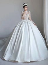 Load image into Gallery viewer, Luxurious French Satin Wedding Dress EDW105