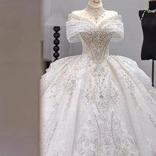 Load image into Gallery viewer, New Luxury Bridal Gown EDL675