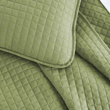 Load image into Gallery viewer, Full/Queen Lightweight Sage Ultra Soft 3-Piece Microfiber Quilt Set
