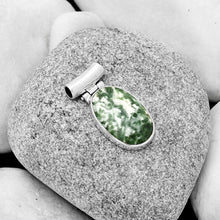 Load image into Gallery viewer, Natural Dioptase Pendant P-1621 SDP126713