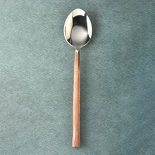 Load image into Gallery viewer, Snowflake Flatware, 5- Pc. Place Setting