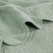 Load image into Gallery viewer, Full/Queen size 3-Piece Reversible Scalloped Edges Microfiber Quilt Set in Seafoam