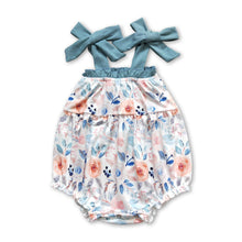 Load image into Gallery viewer, Suspender floral baby girls summer romper