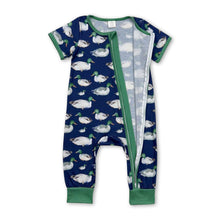 Load image into Gallery viewer, Short sleeves green duck baby boy zipper sleeper