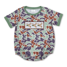 Load image into Gallery viewer, Short sleeves camo duck baby boy romper