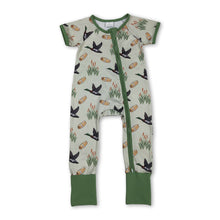 Load image into Gallery viewer, Green short sleeves duck baby boy zipper romper
