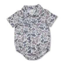 Load image into Gallery viewer, Short sleeves grey camo pockets baby boy button romper