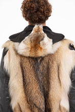 Load image into Gallery viewer, The Melbourne Pure Wolf Fur Leather Black Men Jacket