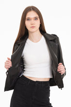 Load image into Gallery viewer, The Baracana  Leather Women Jacket
